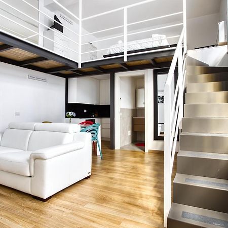 Joivy Charismatic 1-Bed Flat With Parking Lägenhet Milano Exteriör bild