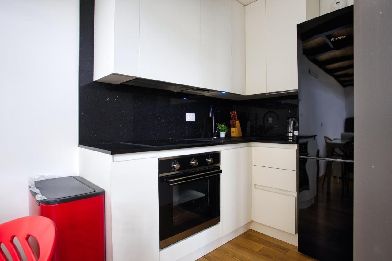 Joivy Charismatic 1-Bed Flat With Parking Lägenhet Milano Exteriör bild