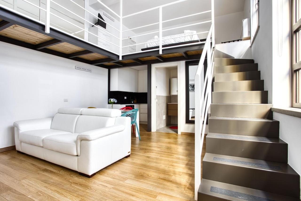 Joivy Charismatic 1-Bed Flat With Parking Lägenhet Milano Exteriör bild